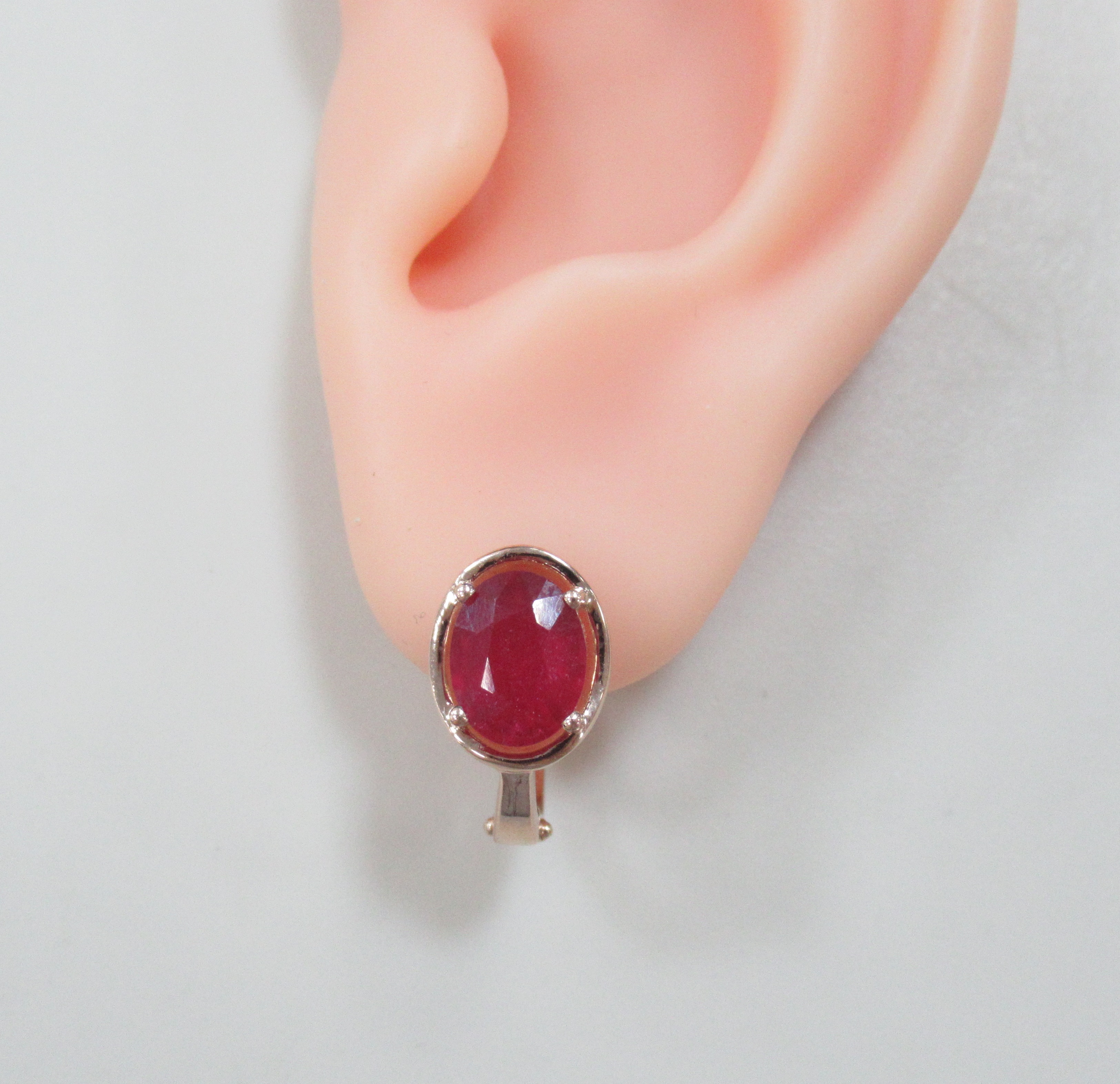 Серебряные серьги с рубинами